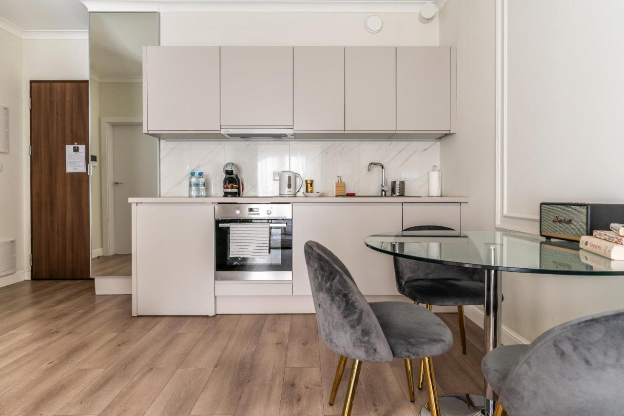 Apartamenty Mennica Residence - Golden Apartments Varşova Dış mekan fotoğraf
