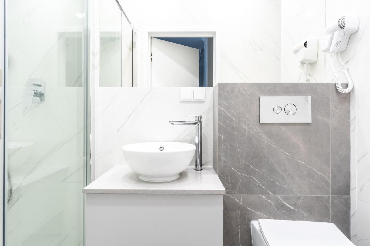 Apartamenty Mennica Residence - Golden Apartments Varşova Dış mekan fotoğraf