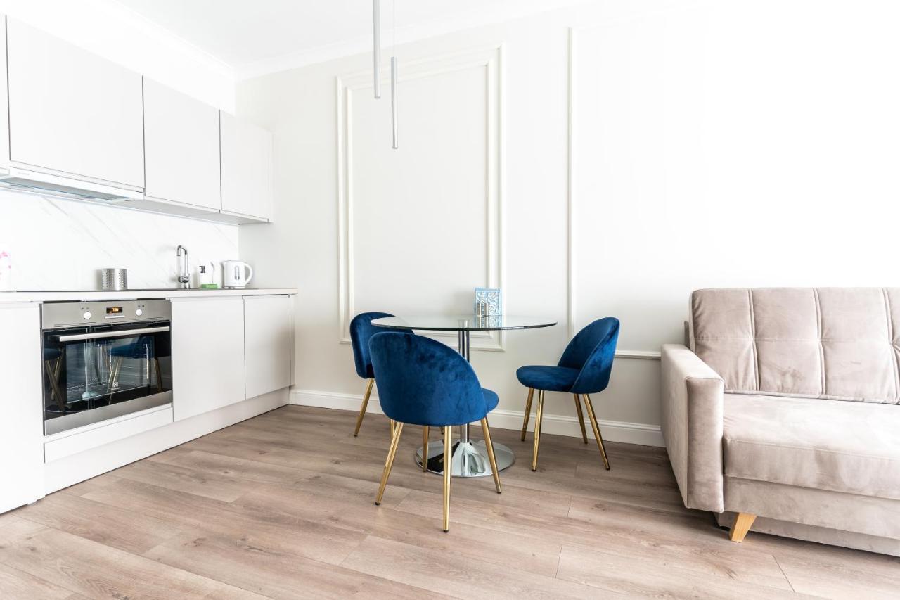 Apartamenty Mennica Residence - Golden Apartments Varşova Dış mekan fotoğraf